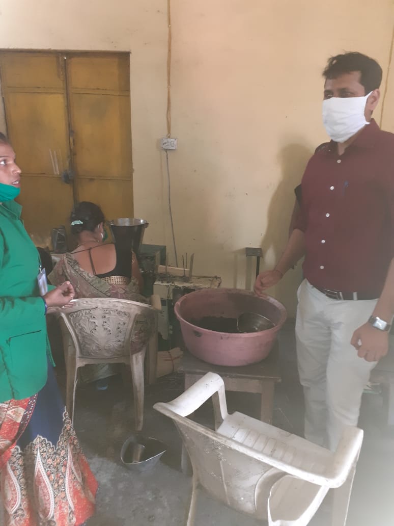 आजीविका मिशन से महिलाएं बन रहीं आत्म निर्भर, सीईओ ने किया अवलोकन : REWA NEWS